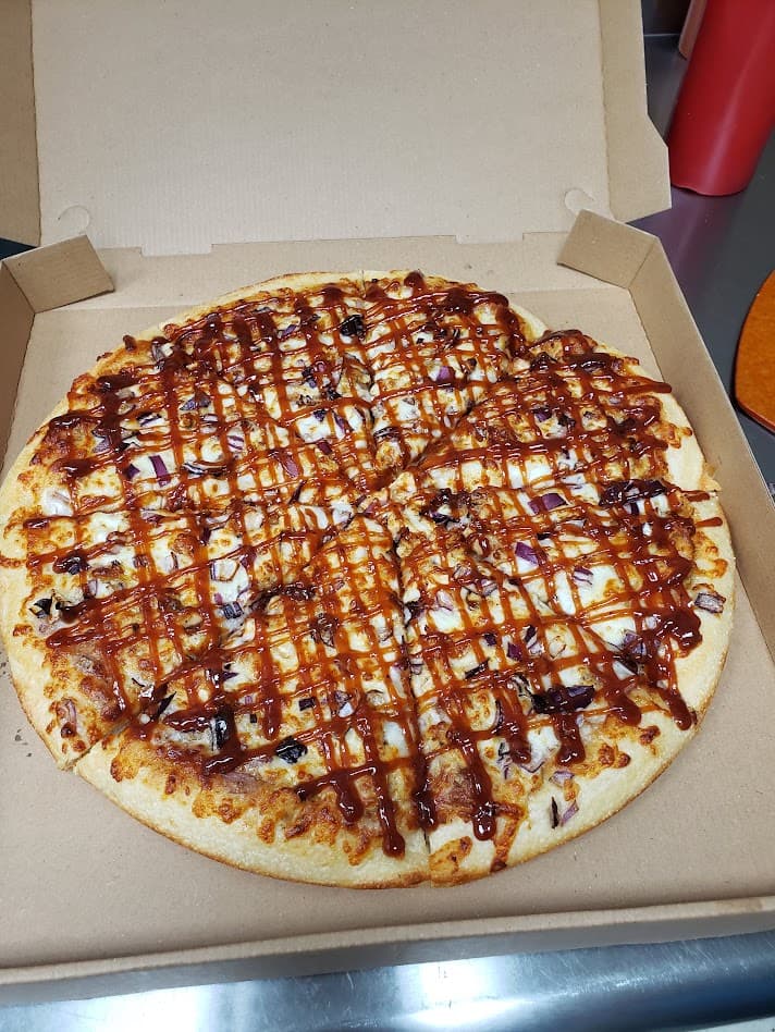 BBQ Chicken Pizza (M 12")