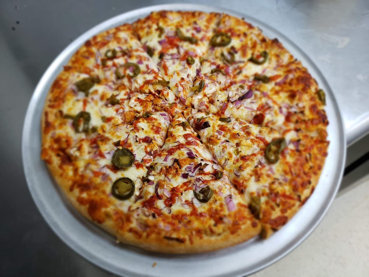 8 Spicy Chicken Pizza (L 14")